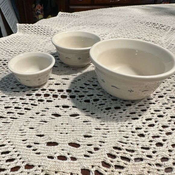 Longaberger Miniature Mixing Bowl Set Collectors Club White/blue - Picture 2 of 8